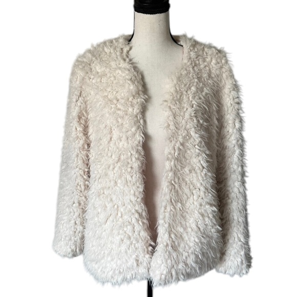 Lucky Brand Shawl Faux Fur Jacket - Picture 10 of 10